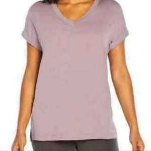 Banana republic ladies v neck , size M , light purple color